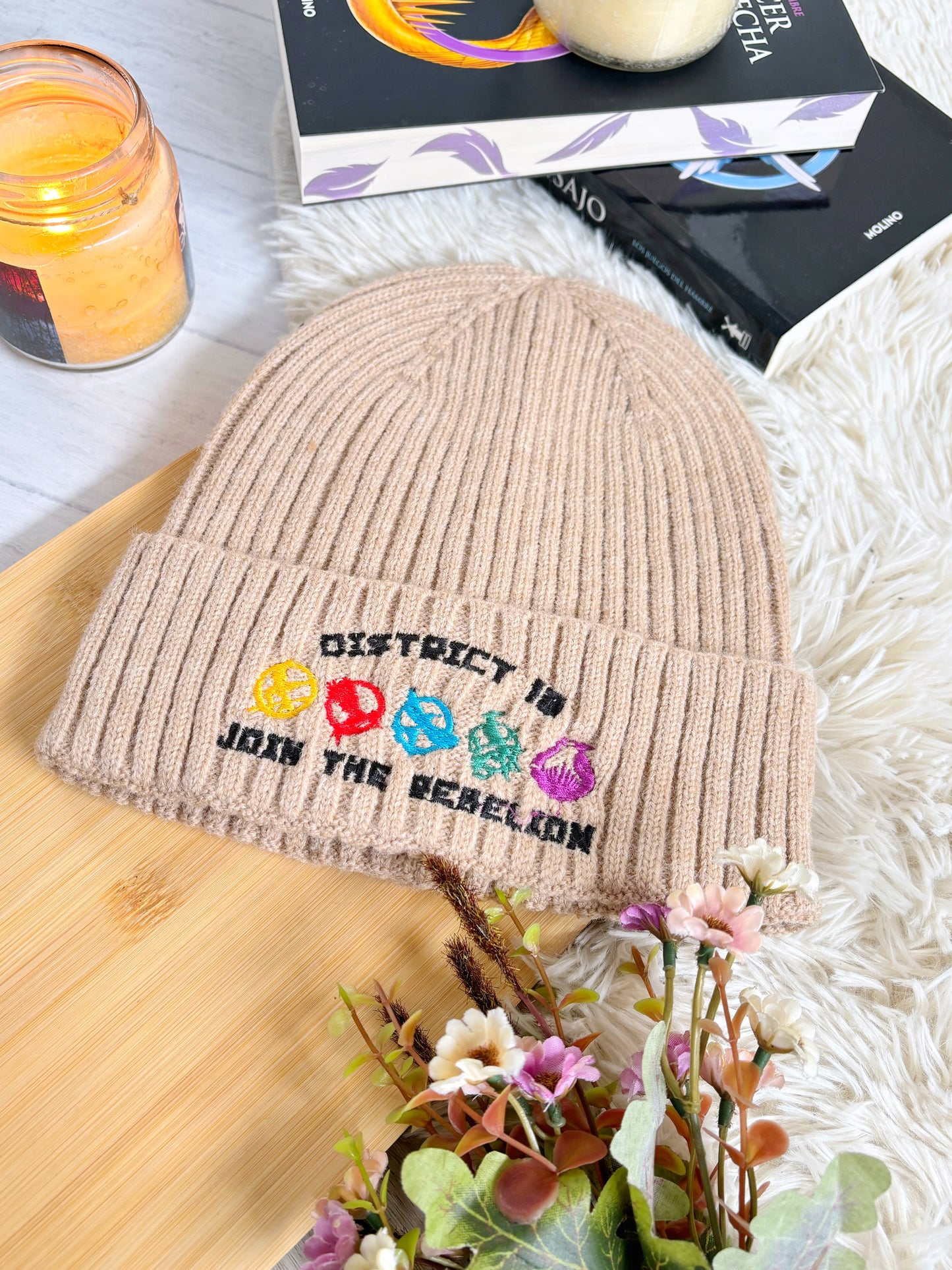 Beanie Literario - Distrito 12 - Los Juegos del Hambre.